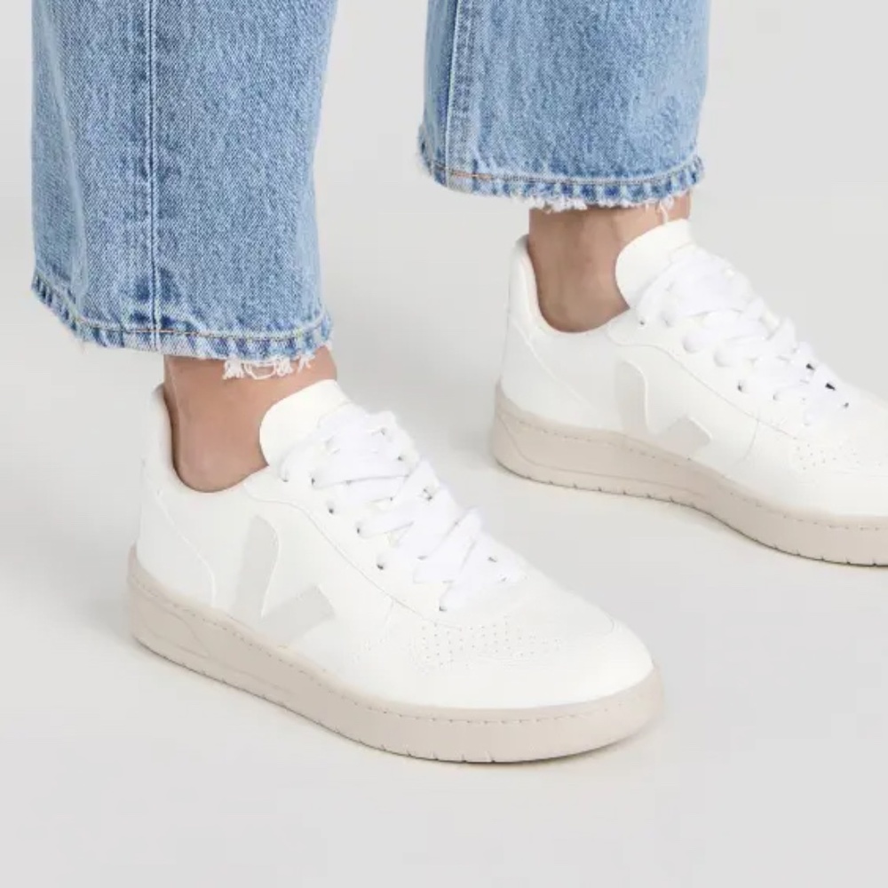 Veja V-10 Laceup Sneakers